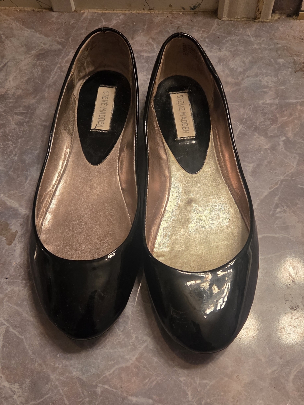 Steve Madden Black Patent Ballet Flats
